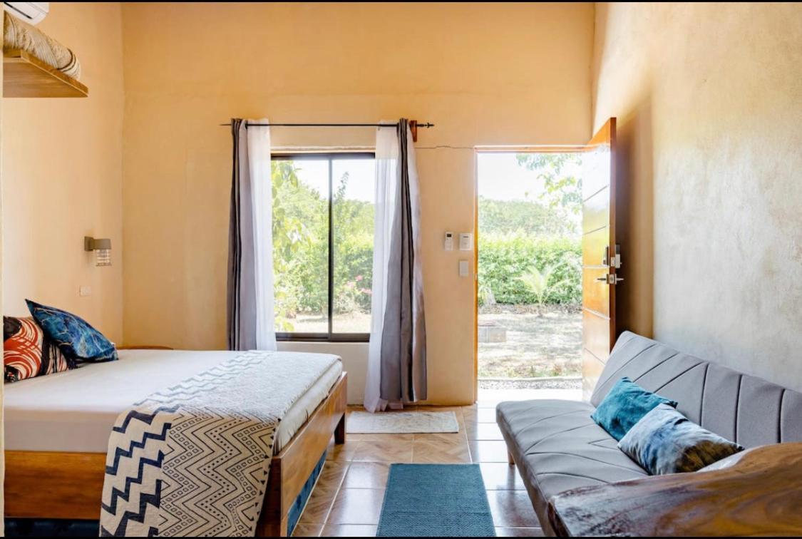 Apartamento Los Guanacastes Cerca De Tamarindo Con Piscina سانتا كروز المظهر الخارجي الصورة